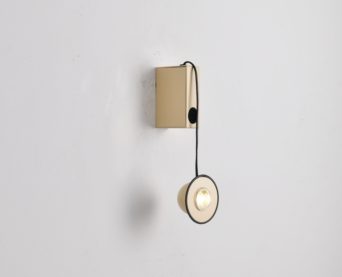 LÁMPARA PARED ARBOTANTE DANTE-SC