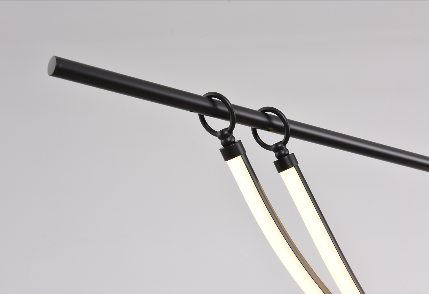 Lámpara minimalista AQUA (DORADO ó NEGRO)